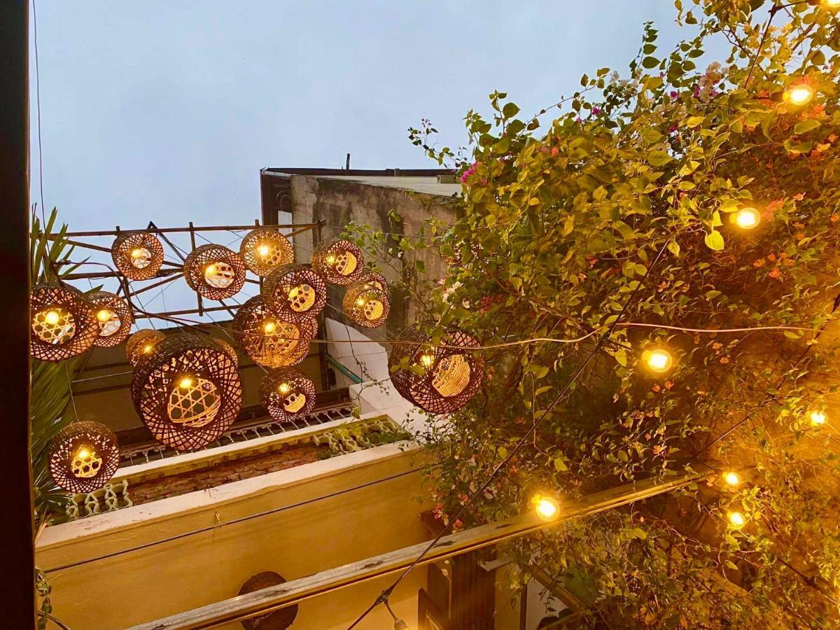 Chu Nhat Cafe & Homestay - 12 Ngo 41 Duong Lang - Co So 1 Hanoi Luaran gambar