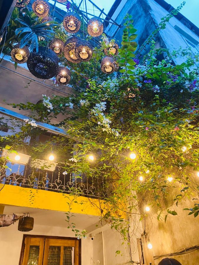 Chu Nhat Cafe & Homestay - 12 Ngo 41 Duong Lang - Co So 1 Hanoi Luaran gambar
